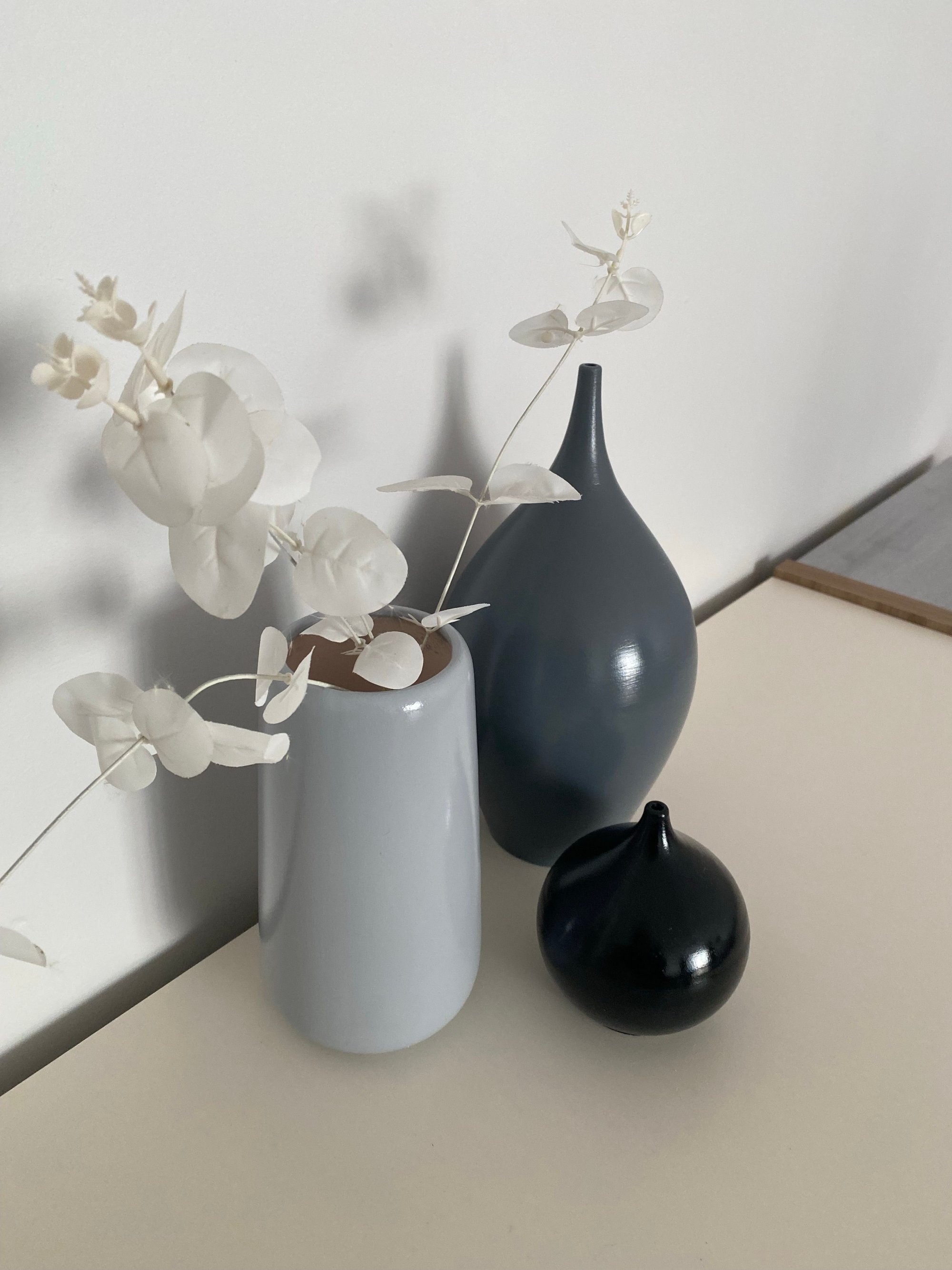Ivory Bud Vase Set